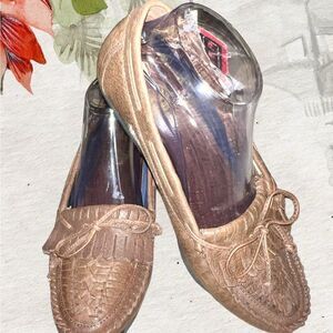 Walkables comfort wide width shoes. New